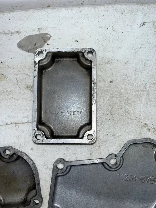 2001 SUZUKI RM250 OEM POWER VALVE EXHAUST FLAP CYLINDER COVERS 11231-37E30