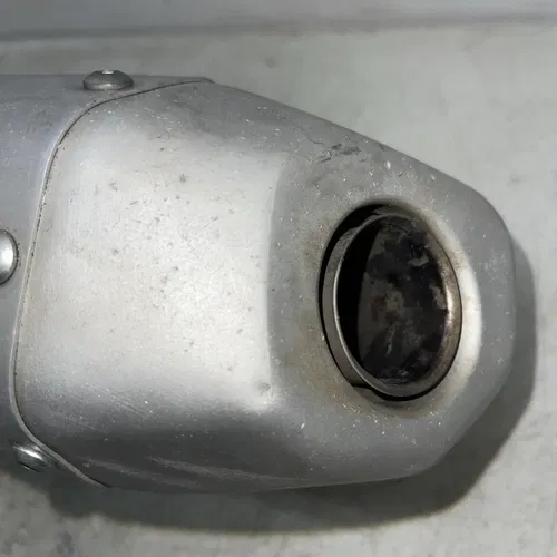 2025 HONDA CRF250R OEM Muffler Assy 18300-K95-AG0