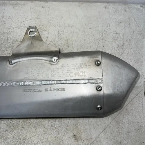 2025 HONDA CRF250R OEM Muffler Assy 18300-K95-AG0