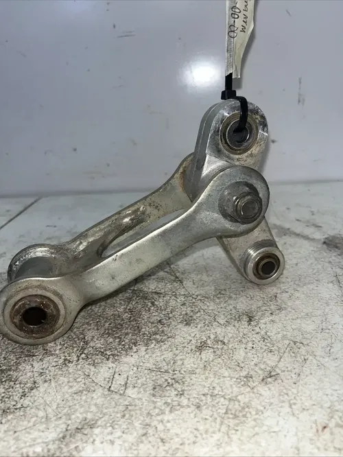 2004 YAMAHA YZ85 Swing Arm Linkage