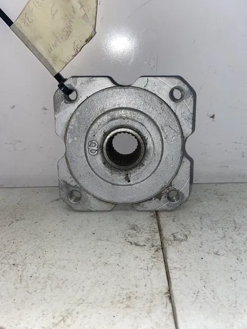 2001 Polaris Scrambler 90 ATV Rear Wheel Axle Hub 0450831-385
