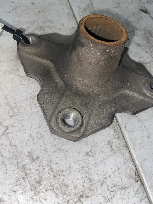 2001 Polaris Scrambler 90 ATV Rear Wheel Axle Hub 0450831-385