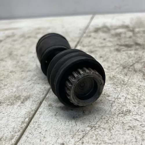 2019 Can Am Outlander 570XT Front Drive Prop Shaft Driveshaft Axle 705400913