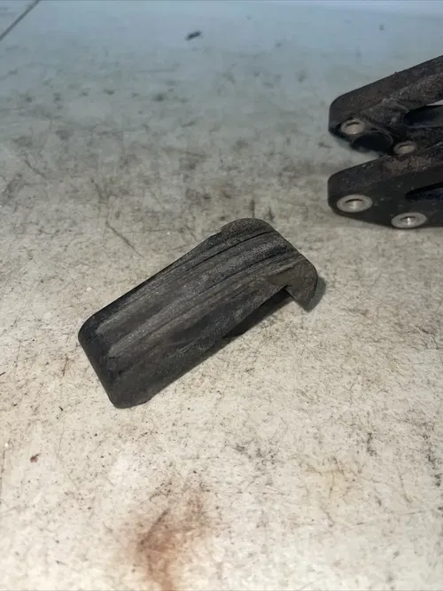 2018 YAMAHA YZ450F GYTR CHAIN GUIDE