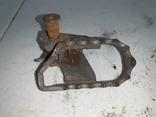 2001 Yamaha TTR 125 Foot Pegs 4DA-27411-00-00