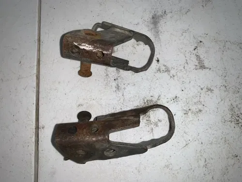 2001 Yamaha TTR 125 Foot Pegs 4DA-27411-00-00