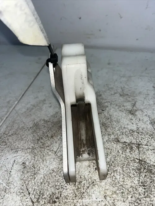 2004 Yamaha YZ85 Chain Support