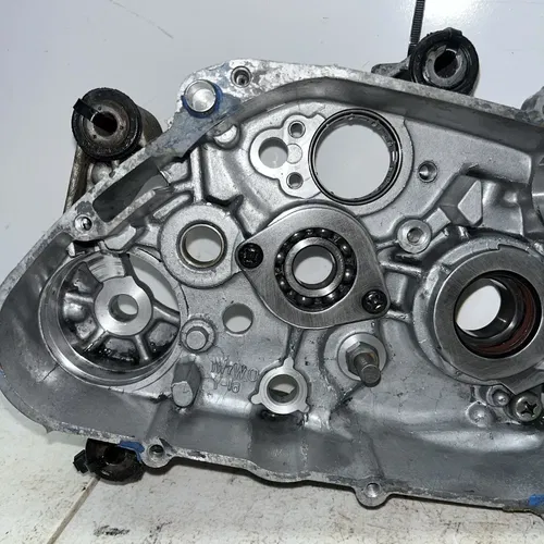 1996 Yamaha PW80 PW 80 Right Crankcase 1W7-15121-03-00