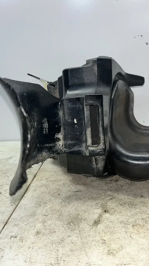 2001 RM250 Airbox Air Cleaner Housing Intake Filter Housing Joint