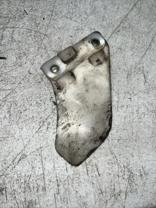 1996 Yamaha XT225 Chain Support Guard 38V-22199-00-00