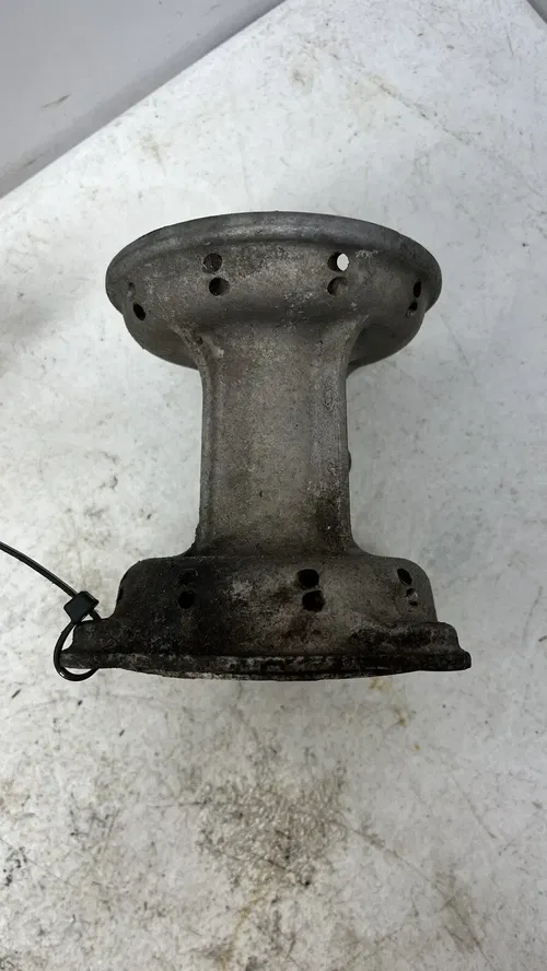 2001 Kawasaki KX250 Front wheel hub 41034-1300