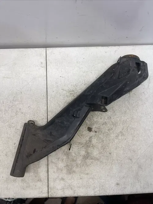 2019 CAN AM OUTLANDER 570XT OEM LEFT REAR SWINGARM 706001646