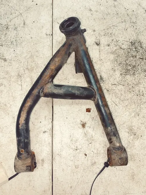 2001 Polaris Scrambler 90 Oem Left A Arm 0450315 AP115