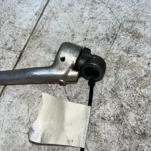 2001 SUZUKI RM250 OEM KICK START LEVER KICK STARTER KICKER 26300-37F01