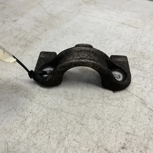 2019 CAN-AM OUTLANDER 570XT STEERING SUPPORT BRACKET 709401428