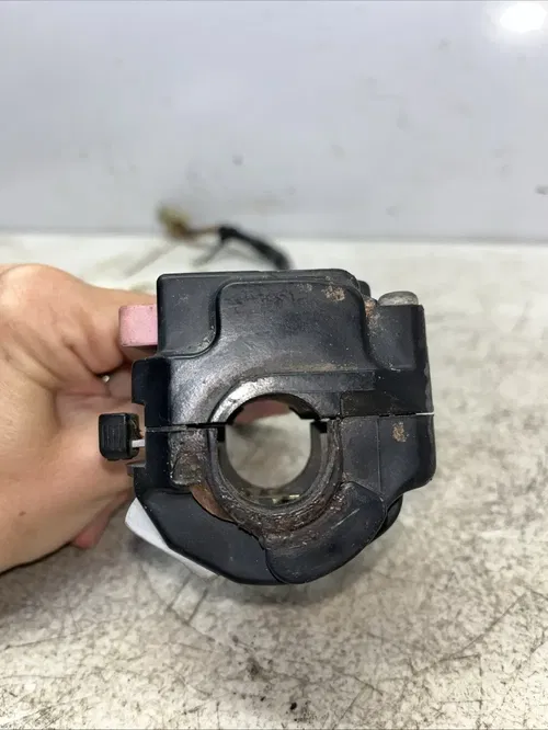 1996 Yamaha XT225 Serow Blinker Light Left Switch 3RW-83973-11-00