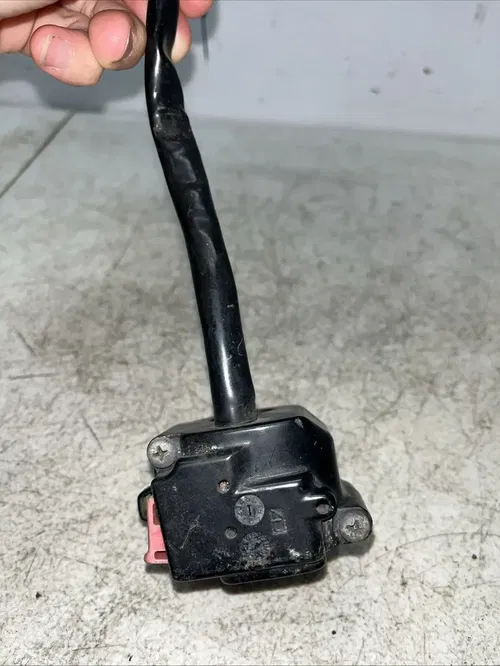 1996 Yamaha XT225 Serow Blinker Light Left Switch 3RW-83973-11-00