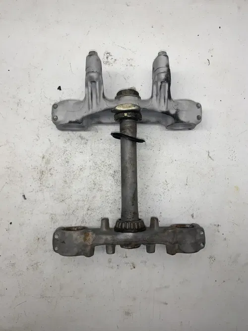 1998 Honda Xr200r Fork Top Bridge 53230-KK0-010