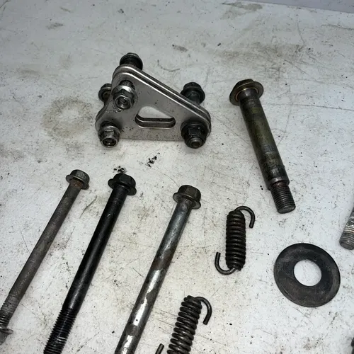 2001 Suzuki RM 250 Bolt Kit