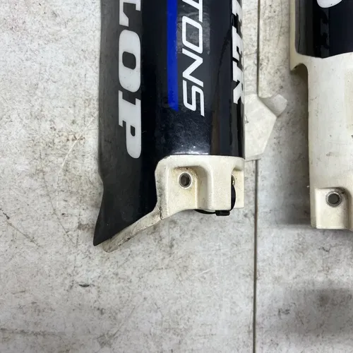 2001 Suzuki RM250 Fork Protectors 51511-36E60