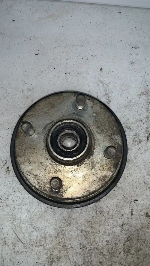 2004 Honda Trx90 Front Wheel Hub