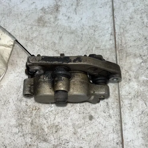 2001 Suzuki RM250 Front Brake Caliper 59300-37F04