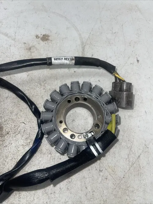 2019 CAN AM OUTLANDER 570XT OEM STATOR ALTENATOR MAGNETO 420685921