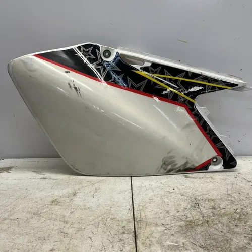 2001 Suzuki RM250 Frame Cover Rt 47111-36F01-YU1