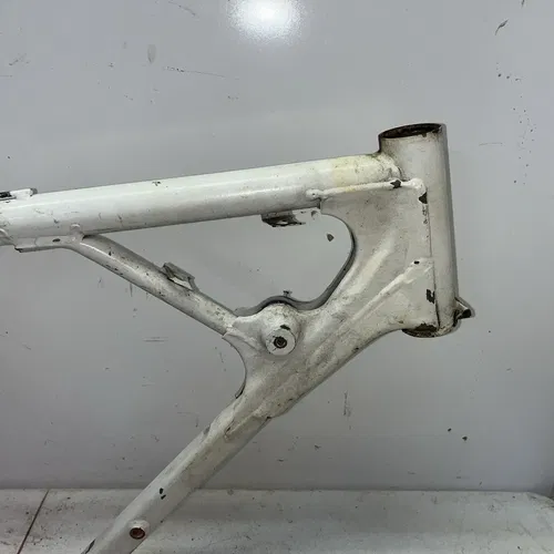 1998 Honda XR80R Frame 50100-KN4-A11ZA