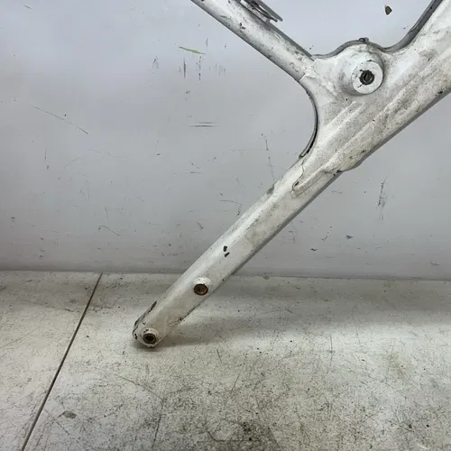 1998 Honda XR80R Frame 50100-KN4-A11ZA