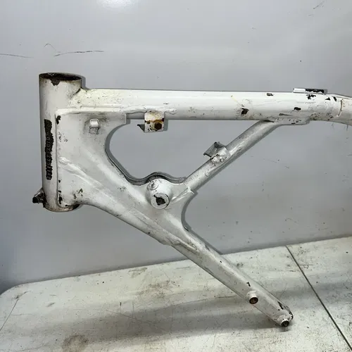 1998 Honda XR80R Frame 50100-KN4-A11ZA