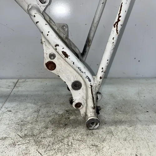 1998 Honda XR80R Frame 50100-KN4-A11ZA
