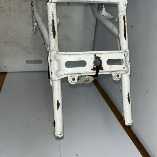 1998 Honda XR80R Frame 50100-KN4-A11ZA