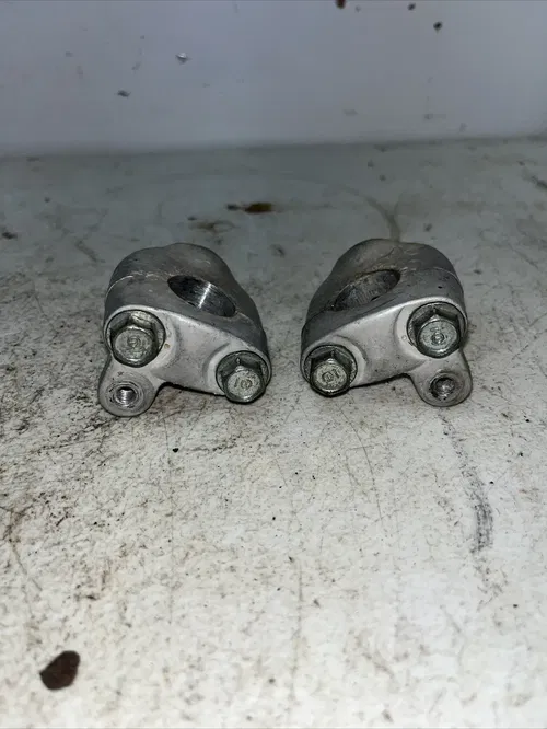 2001 Honda TRX90 Handlebar Clamps Handle Holder 53130-HA0-680
