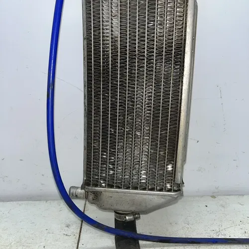 2001 Suzuki RM250 Rt Radiator 17710-37F00
