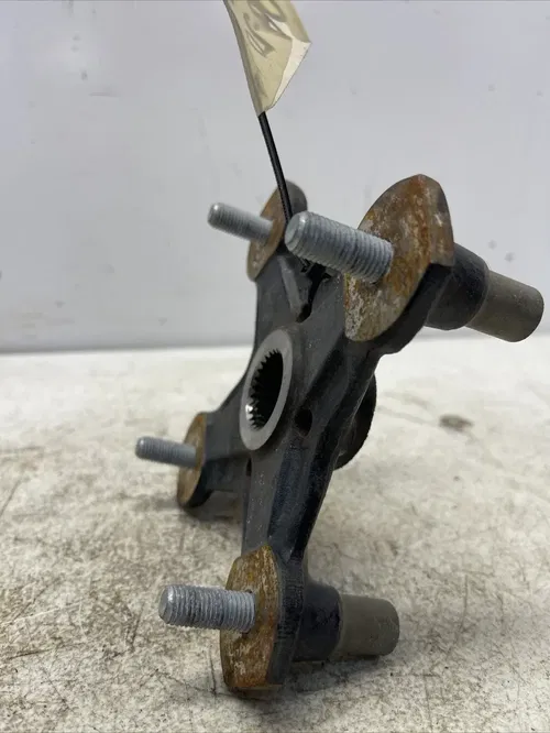2019 CAN AM OUTLANDER 570XT OEM LEFT REAR WHEEL HUB 705501716