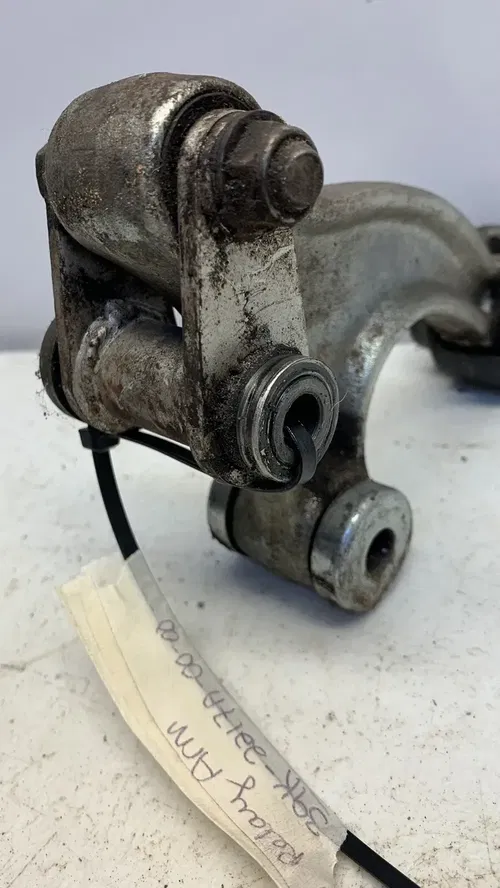 2002 Yamaha ttr125 l Relay Arm, Rear shock linkage, lever, arm 39K-2217A-00-00