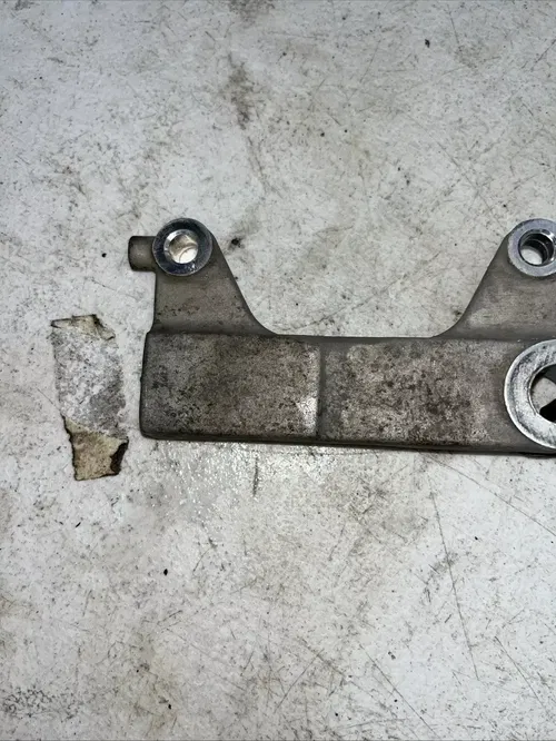 2004 Yamaha YZ85 Support Bracket Assy  4ES-25920-00-00
