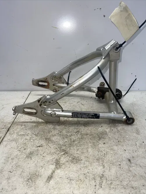 2017 HONDA CRF110 OEM SWINGARM REAR SWING ARM 52200-KYK-910ZB