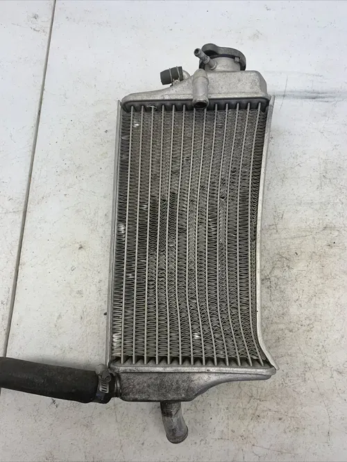 2001 HONDA CR125 RIGHT SIDE RADIATOR 19010-KZ4-A92
