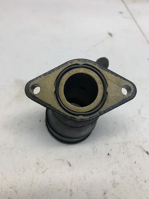 2001 Yamaha TTR125 Carburetor Joint