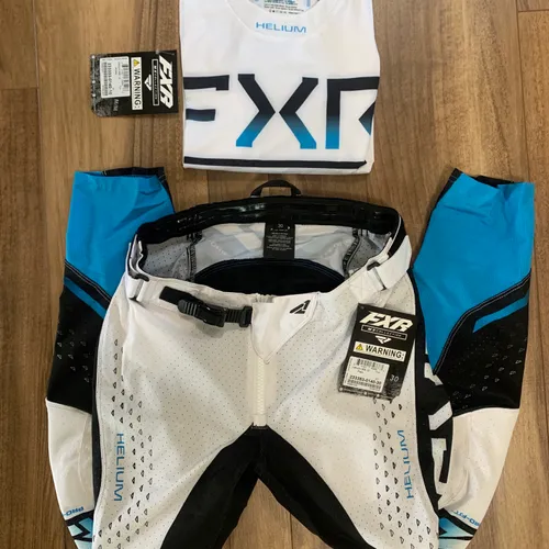 BRAND NEW! 2023.5 FXR - Helium MX LE - Frost - Size M/30