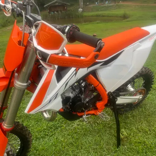2023 KTM 85 Fastway Kickstand