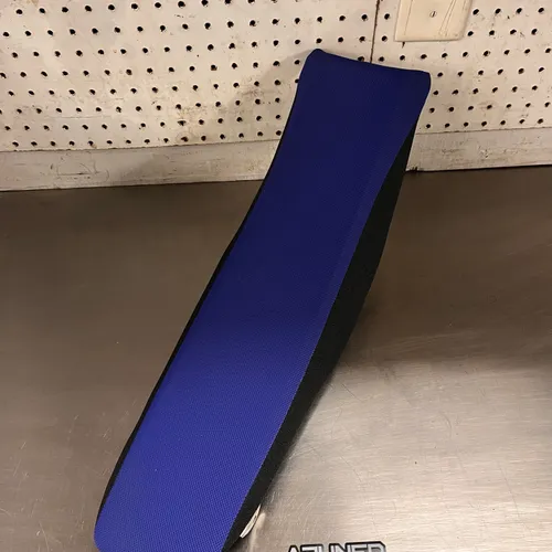 OEM Yamaha Seat 