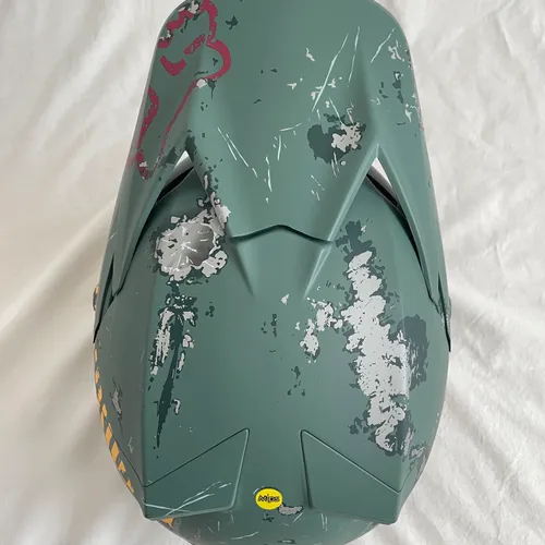 Fox Star Wars Boba Fett LE  V3 Helmet 