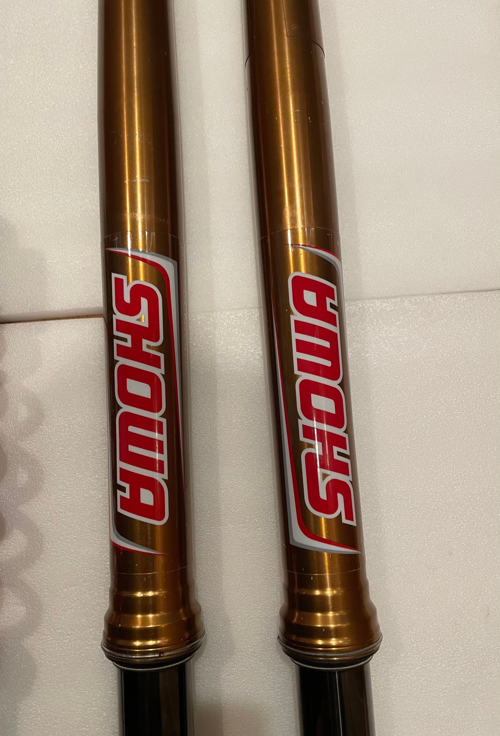 49mm Showa Forks/Shock Kashima uppers, DLC coated lowers 250 18-21/450R 17-20