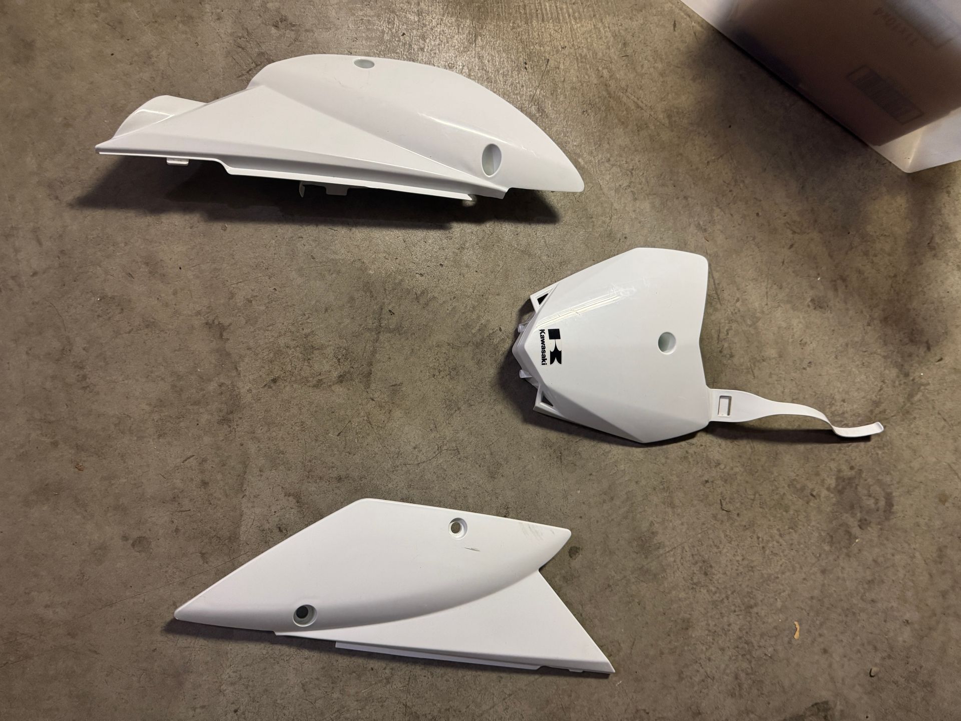 2020 Kawasaki 110L Like New White Plastics 