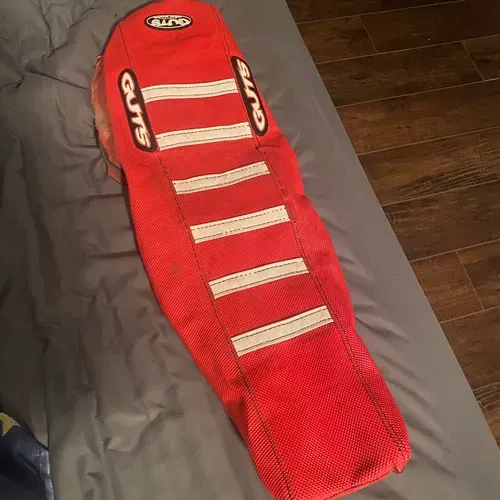 Guts Seat Cover 