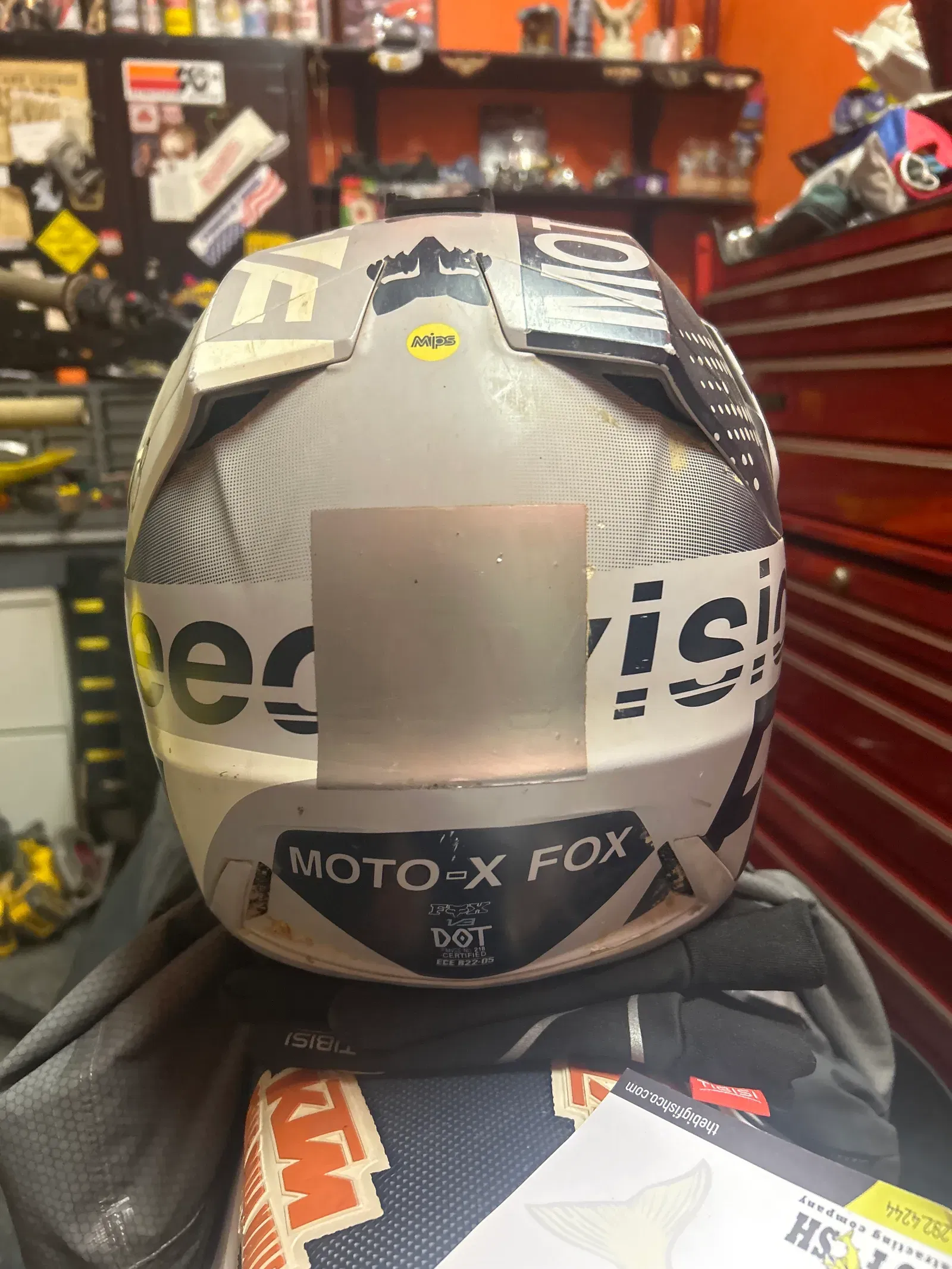 Fox v3 2024 draftr helmet