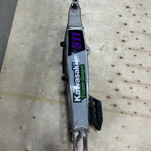 Swing Arm